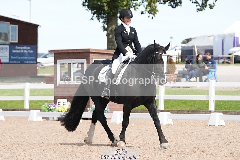 250906-140217-03850 - 021-Francesca.TurnerAlbie