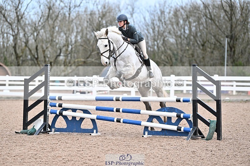250112-093053-00703 - Cls 15 British Novice and 90cm Open