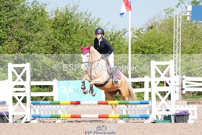 250503-100752-00128 - Cls 17+18 Club and Schools 60cm