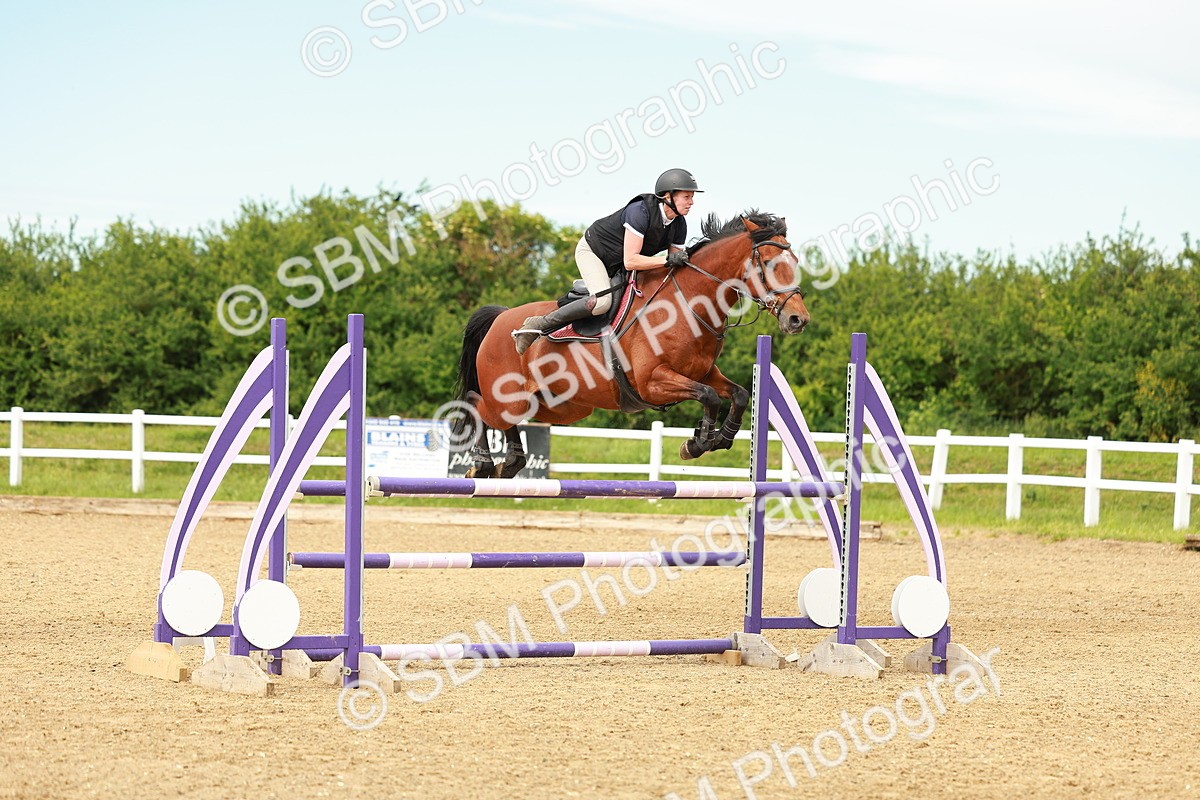 SBM_002181 - Class 4 - Senior Newcomers - 1.10m