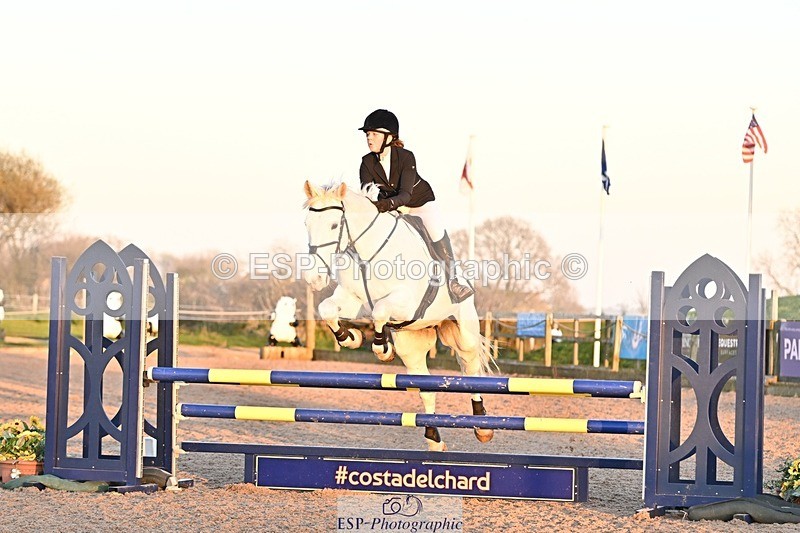 250401-192644-01011 - 90cm Classes