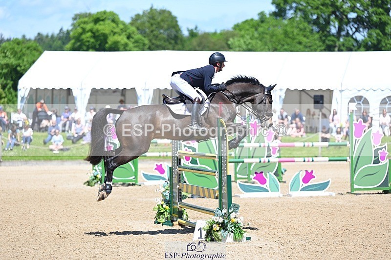 240525-123003-14918 - 401-PLOT_TWIST_B-Tom_Jackson