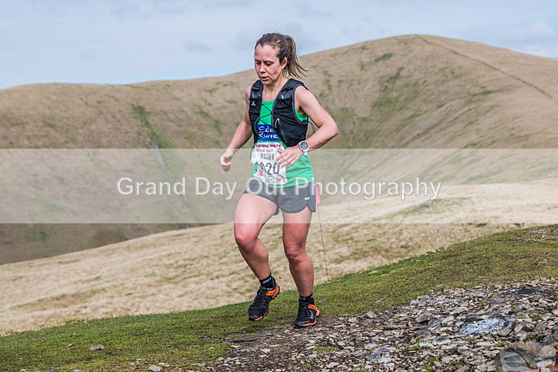 Arant haw-293 - Kendal Winter League Arant Haw Fell Races Sunday 2nd April 2023
