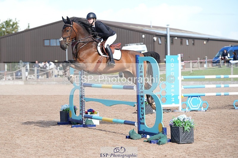 250913-105224-06262 - Cls 14 Snr Newcomers