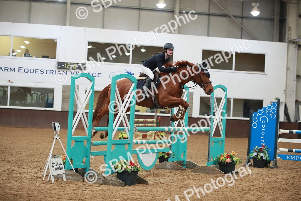 SBM_000997 - Class 4 - Senior Newcomers - 1.10m Open