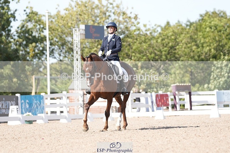 250906-150718-04652 - 108-Susan.JonesWoodlander.Summer.Breeze