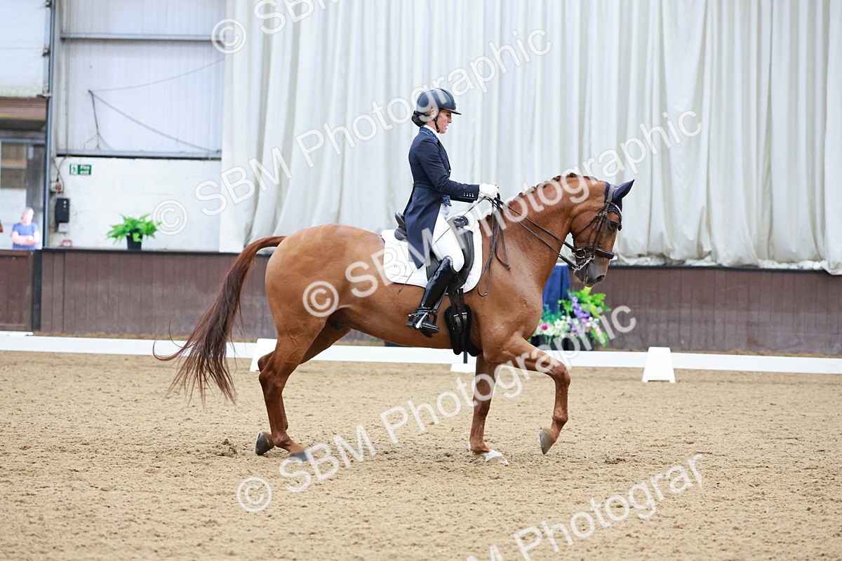 SBM_016394 - Class 5 - FEI INT II - 17.24-18.20