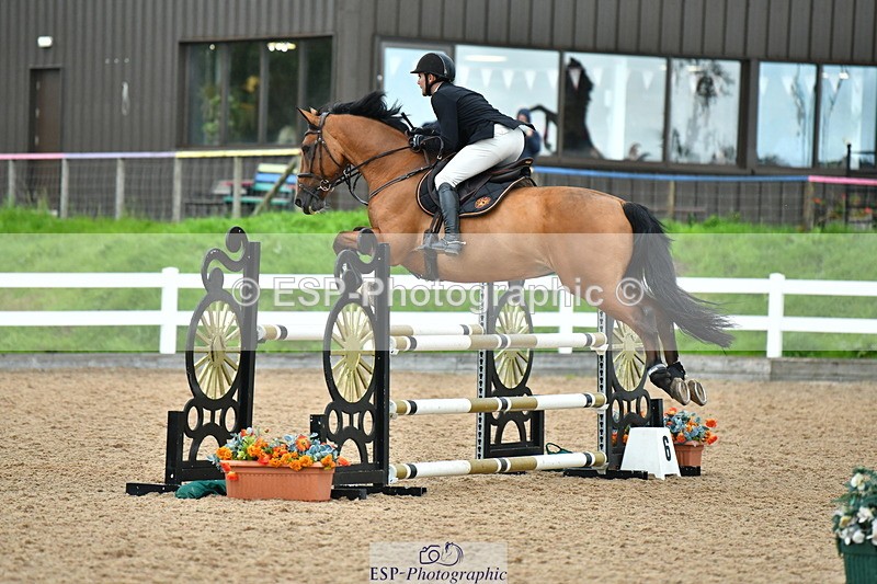 230812A-175004-10909 - Cls 30 A&B 1.10m Nat Am Qual & 1.10m Open