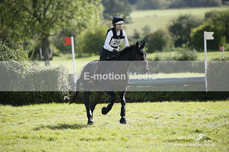  WWHT 031021 2981 - Intermediate (0.90m)  03/10/21