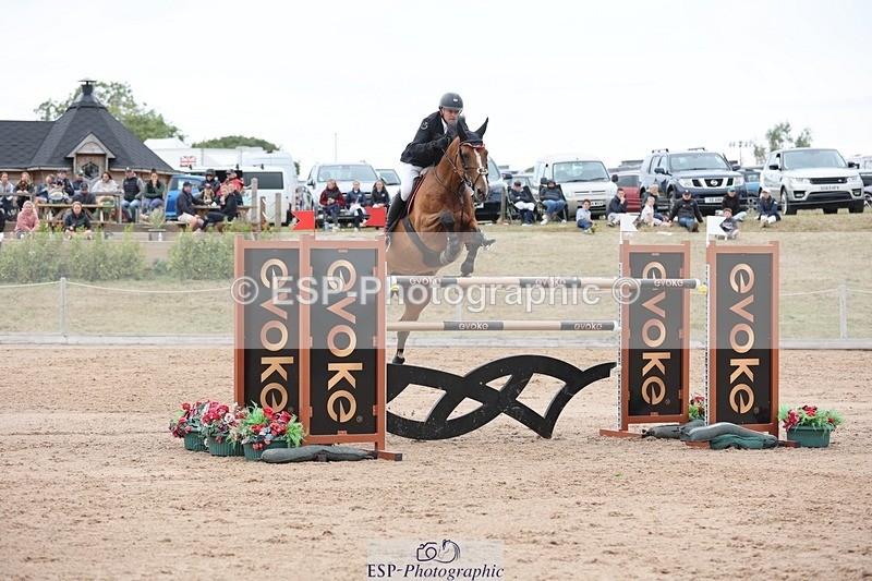 250719-181559-17839 - Cls 7, 3 Star Big Tour Break to End