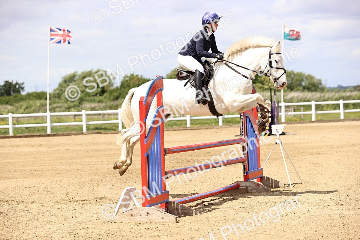 SBM_008075 - Class 3 - 90cm showjumping