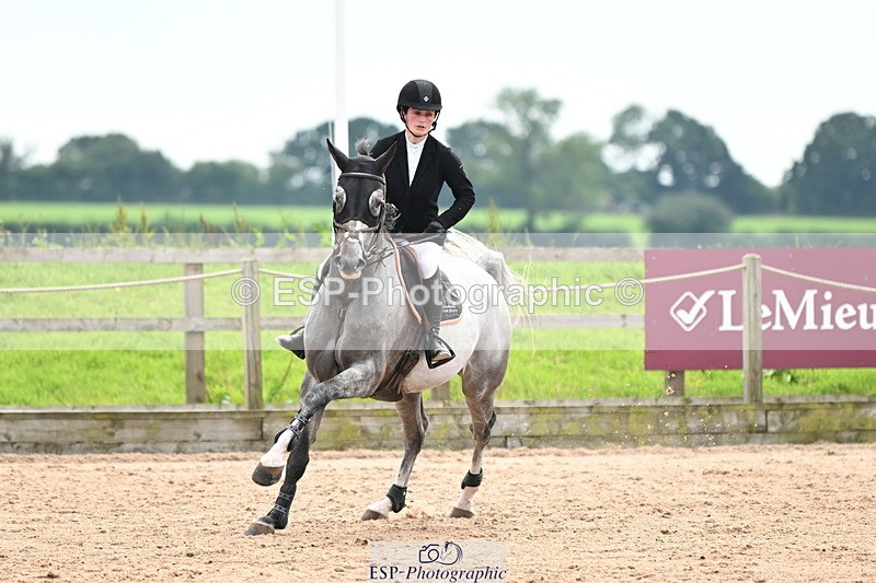 240801A-141700-01925 - Cls 4 Chard 7 Yr Old Championships