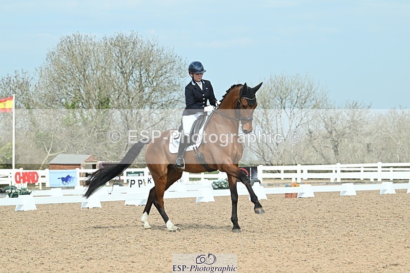 250403-103530-01477 - 036-Abbie.Newbury-Seagry.Viceroy