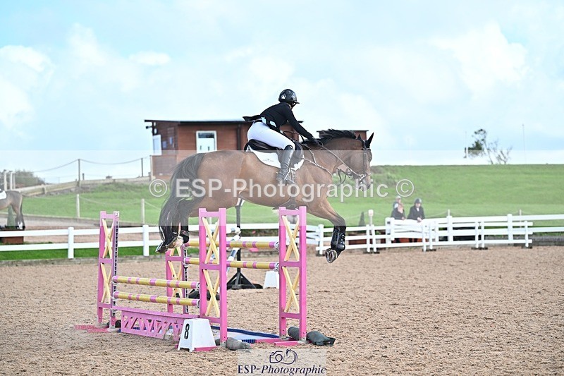 261014-143207-00784 - Cls 07 Snr Fox & 1.20m Open