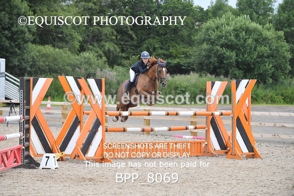 BPP_8069 - CLASS 8 Winter/ Summer 128cm/ Winter/ Summer 138cm