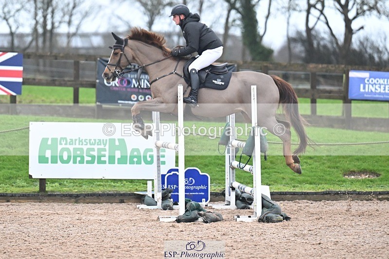 260121-130801-00348 - Snr Newcomers 1.10m