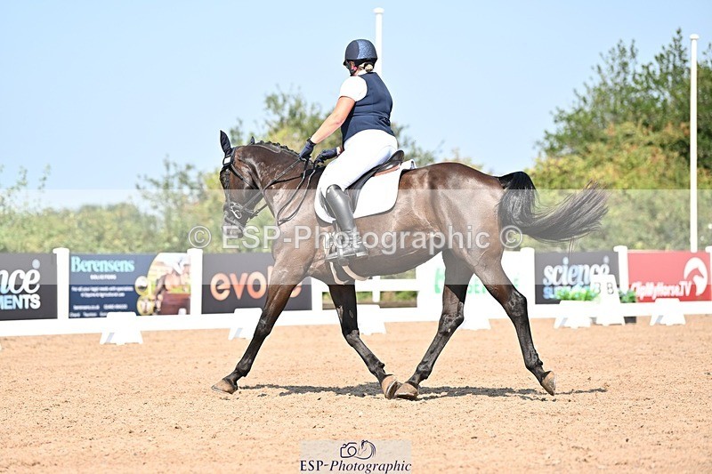 250816-115220-04103 - 109-Amber.Da.SilvaToners.Lady.Florentine