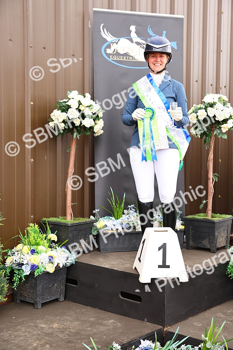 SBM_003138 - Presentations - cart