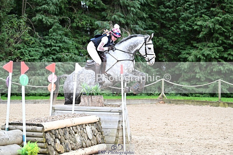 241117-142710-04579 - Cls 3 90-95cm 14.00 to 15.00