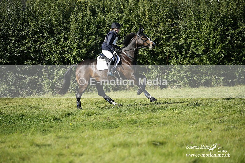  WWHT 031021 787 - WWEC Novice Restricted (0.80m) 18/10/20