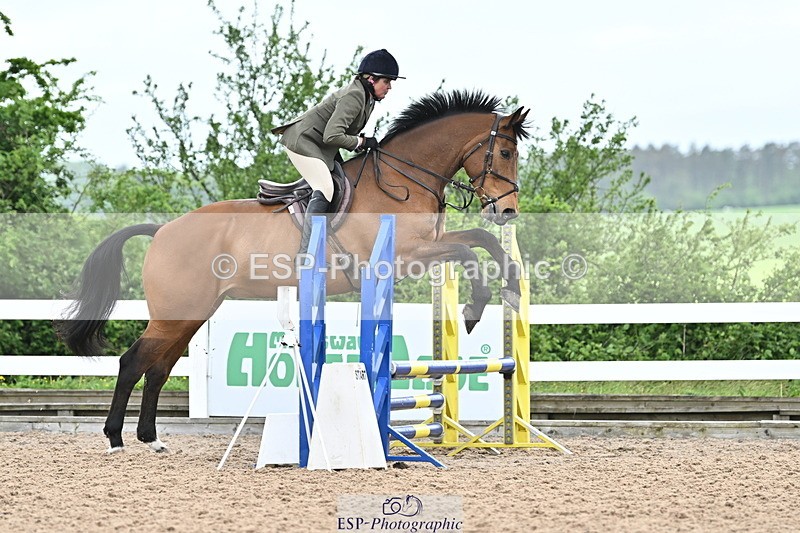 240514A-162909-00054 - 70cm