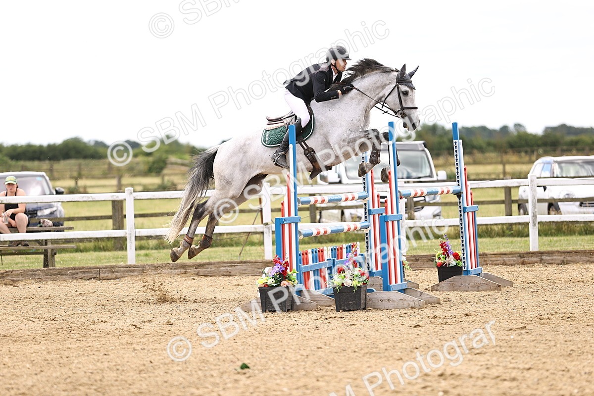 SBM_003671 - Class 22 - Senior Foxhunter 1.20m