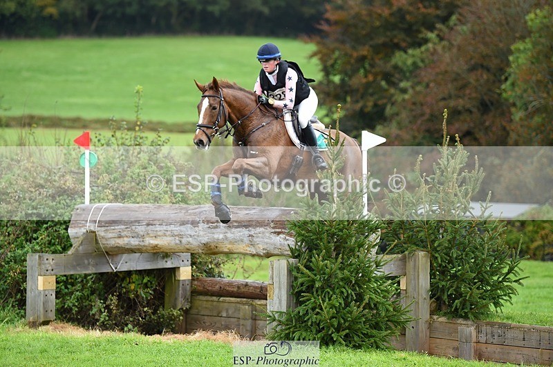 231022-133318-28468 - 328-EROMENOM.JJ-Louise.Kennedy-XC