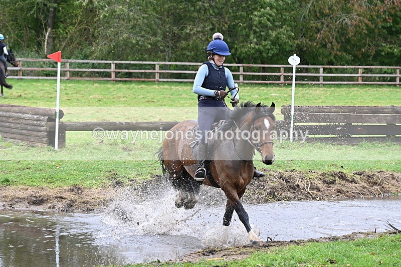 WJ6_4956 - Time at Photographer 12:17 to 12:30