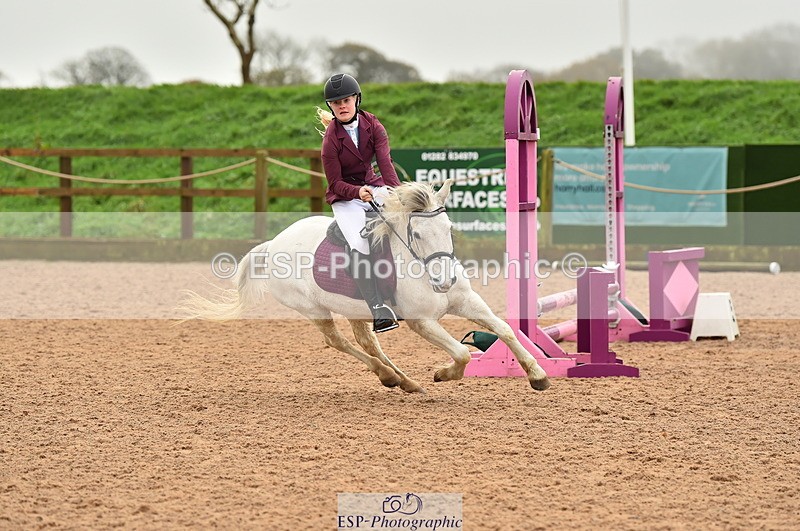 231118A-101532-01002 - Cls 18+19 Club and Schools 70cm