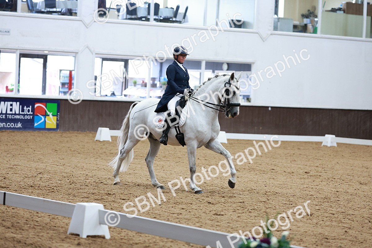 SBM_013460 - Class 3 - FEI PSG - 12.03-13.07