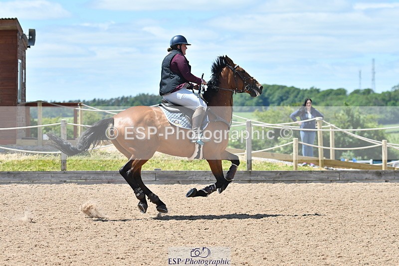 240609A-131858-05583 - Cls 18 Snr Newcomers and 1.10m Open