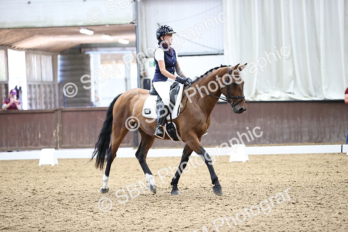 SBM_000826 - Novice 4 Warm Up