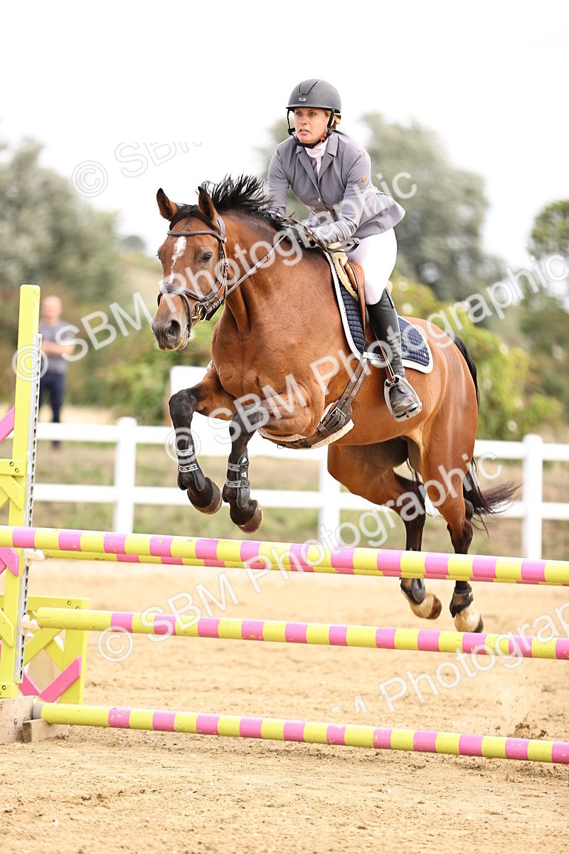 SBM_004205 - Class 3 -  Senior British Novice - 90m Open