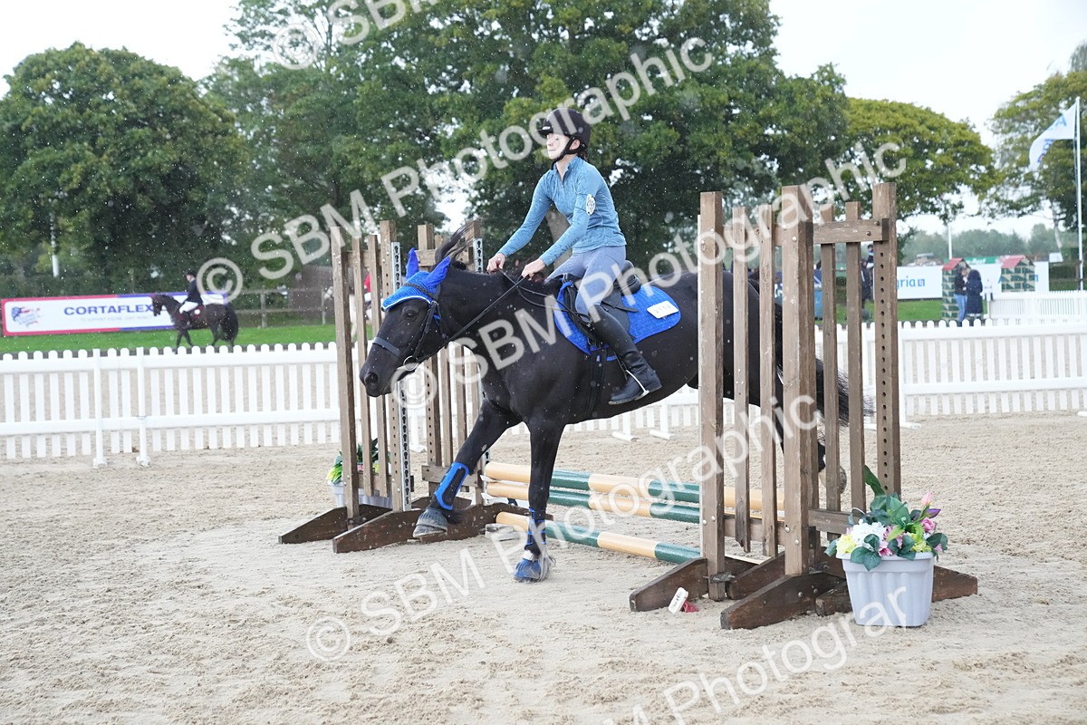SBM_00127 - J53 - Clear Round 40cm