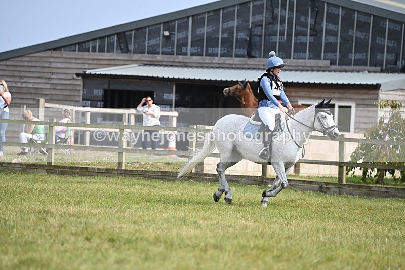 WJ6_2070 - 60cm XC Time 13:54 to 14:20