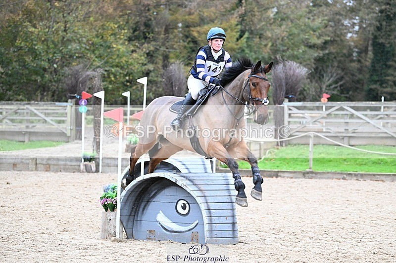 241116-135357-01750 - Cls 3 90-95cm