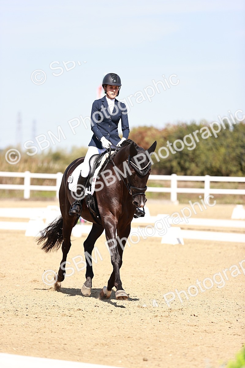 SBM_004874 - Class 12 - Novice 5 - 12.02-12.44