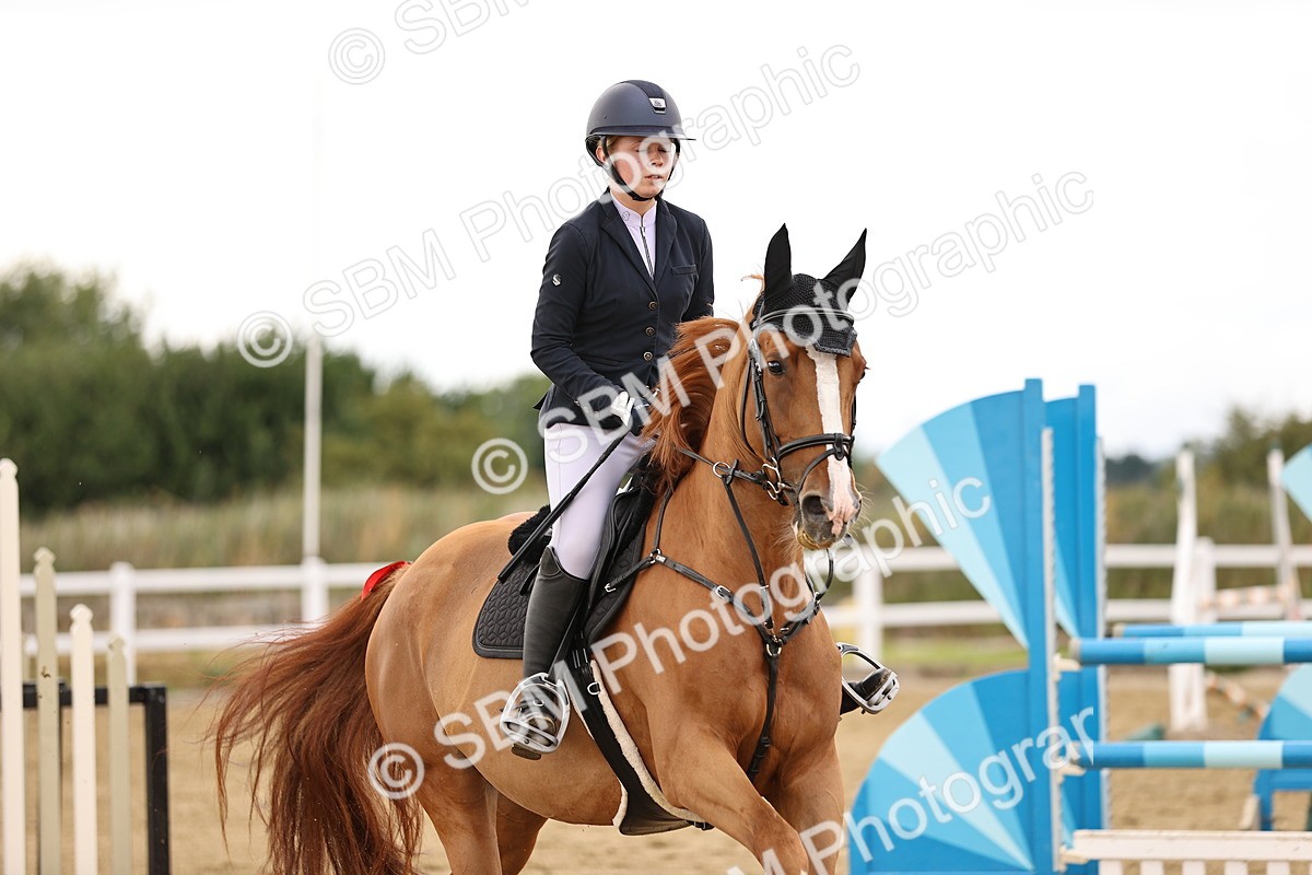 SBM_026893 - Class 13 - Senior Newcomers - 1.10m