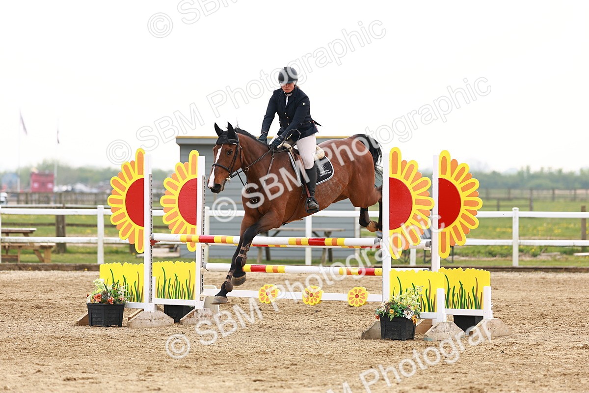  - Class 18 - Senior Newcomers - 1.10m