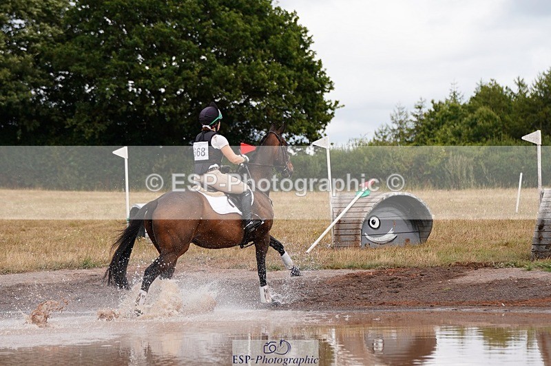 250803A-151854-16514 - O-668-Leia.Massey-SLIPALONGTREVASKIS