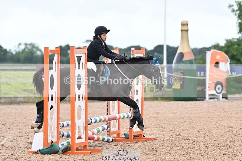 240813-161702-00202 - Clear round & 60cm