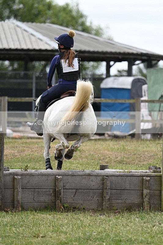 WJ7_5125 - 60cm XC Time 10:17 to 10:49