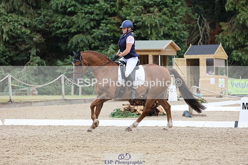 250718A-133322-01536 - 072-Emma.Trace-Laddenbrook.Truman