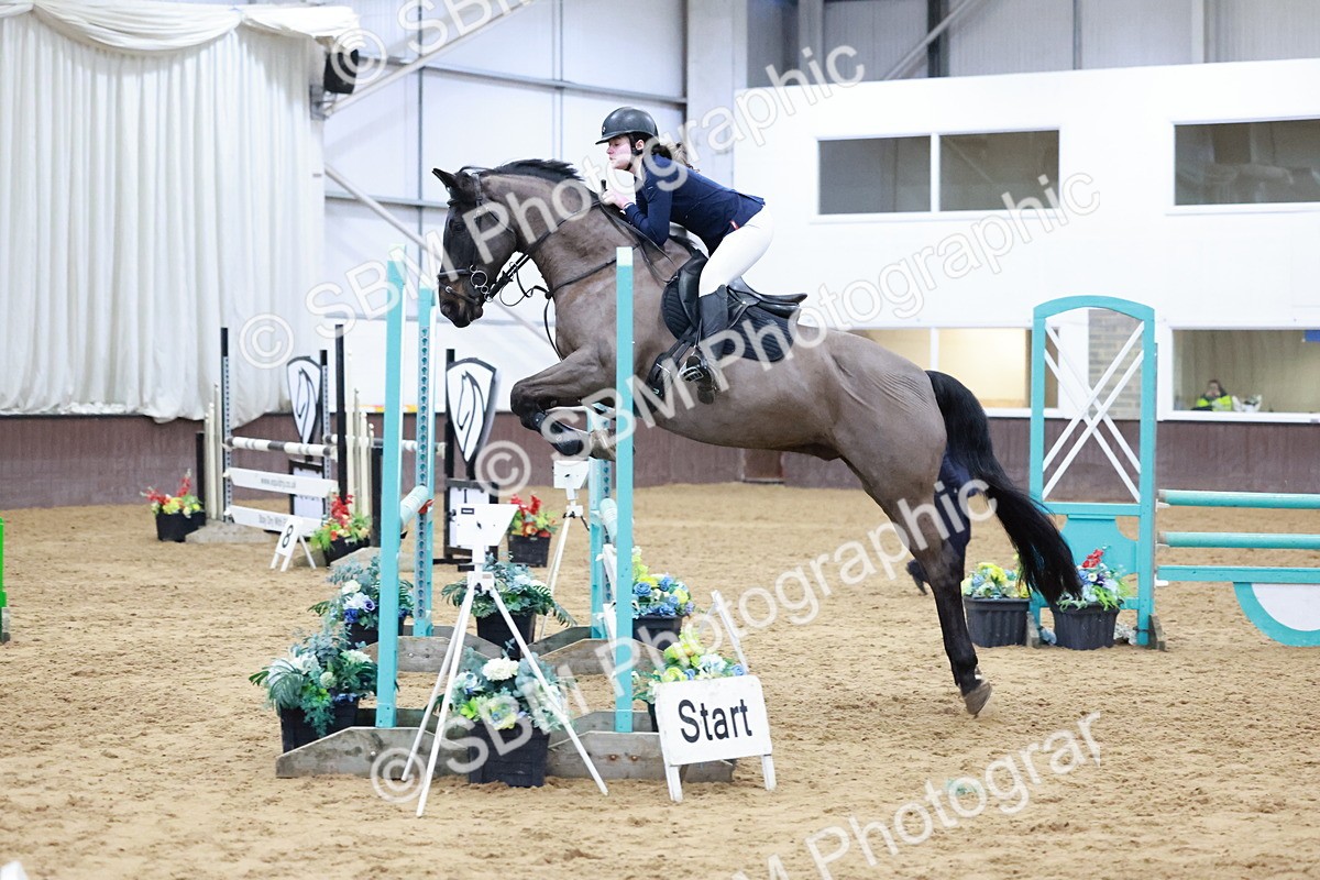 SBM_007762 - Class 24 - Nupafeed Supplements Senior Discovery/ 1m Open