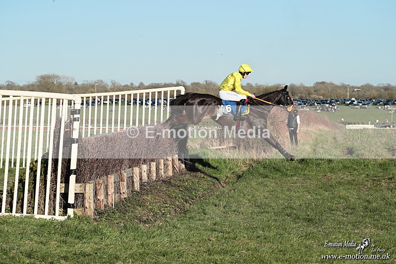 PtP 210326 1274 - VWH Cirencester Races 21/03/26