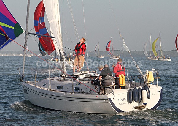 100619 FIREFLY IMG_3123 - ROUND THE ISLAND RACE 2010