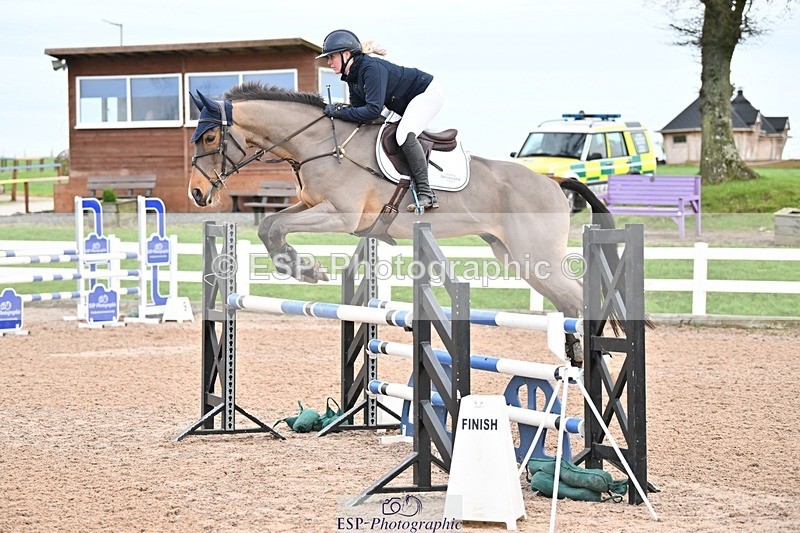 241206-124318-00797 - Cls 5 Newcomers and 1.10m Open