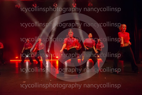 00974 - Nicki Minaj Medley