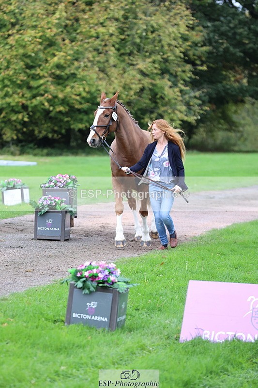 251026A-113452-25536 - F-435-Megan.Clarke