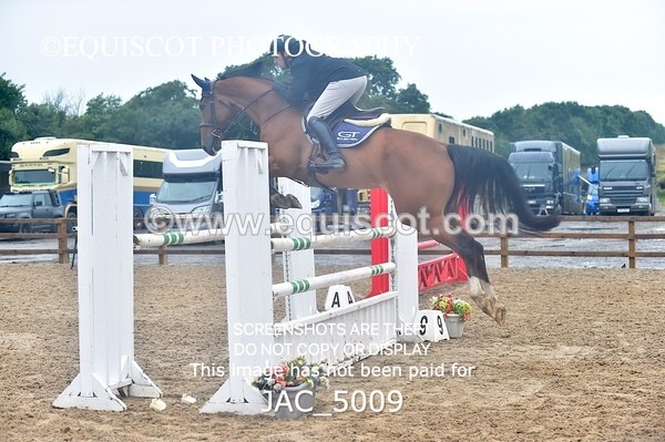 JAC_5009 - CLASS 17 SUN Senior Foxhunter/ 1.20m Open